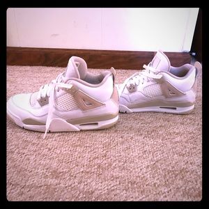 Jordan 4s